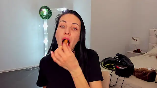 BouncySweety online show from 3, 12, 2024