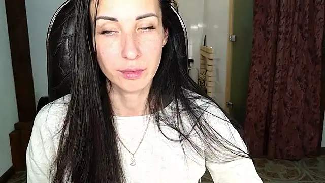 BouncySweety online show from 19, 11, 2025