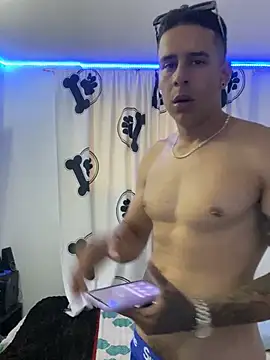 Snapshot of jhuan99 chatting on 4, 7, 2026 jhuan99 online show from 4, 7, 2026