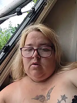 Snapshot of Pippasweets chatting on 2, 6, 2026 Pippasweets online show from 2, 6, 2026