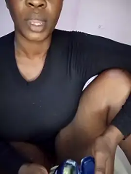 curvyperry online show from 13, 6, 2026