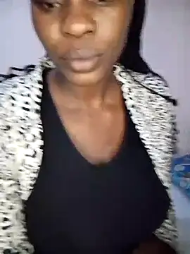 curvyperry online show from 17, 6, 2026