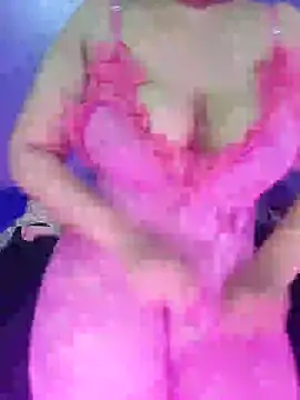 Snapshot of Hala-hoot chatting on 1, 8, 2026 Hala-hoot online show from 1, 8, 2026