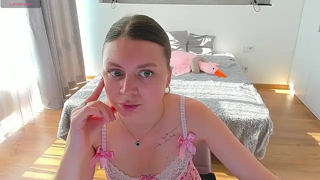 Kitkatvel online show from 12, 6, 2026
