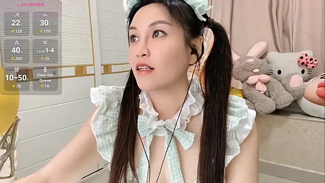 Snapshot of LisaQQQ chatting on 3, 6, 2026 LisaQQQ online show from 3, 6, 2026