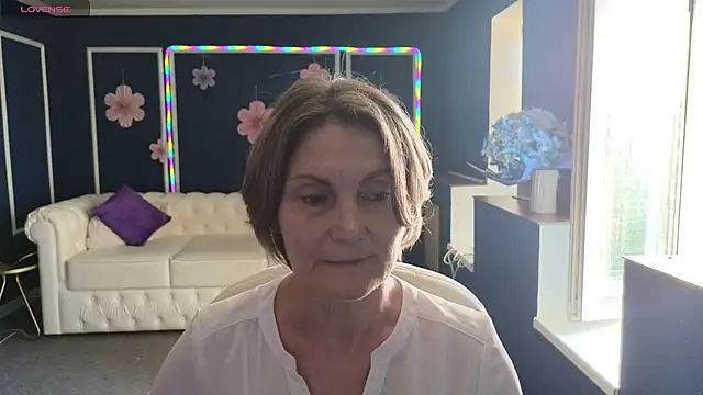 Snapshot of Mabel_Magic chatting on 4, 7, 2026 Mabel Magic online show from 4, 7, 2026