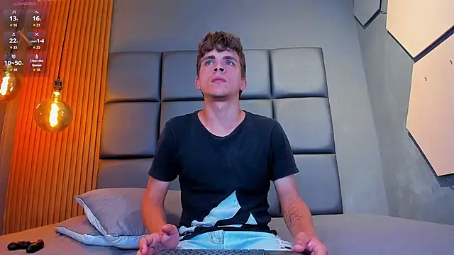 Snapshot of fhilip_ken chatting on 23, 6, 2026 fhilip ken online show from 23, 6, 2026