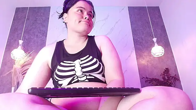 Vicky-Mooree online show from 16, 7, 2026