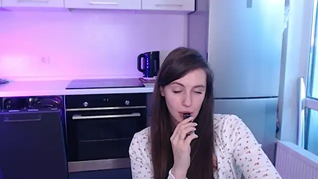 Snapshot of MuseMia chatting on 6, 6, 2026 MuseMia online show from 6, 6, 2026