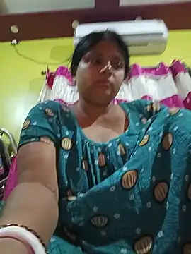 Snapshot of itz_sima34 chatting on 1, 6, 2026 itz sima34 online show from 1, 6, 2026