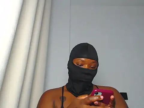 Ebony heat online show from 27, 5, 2026