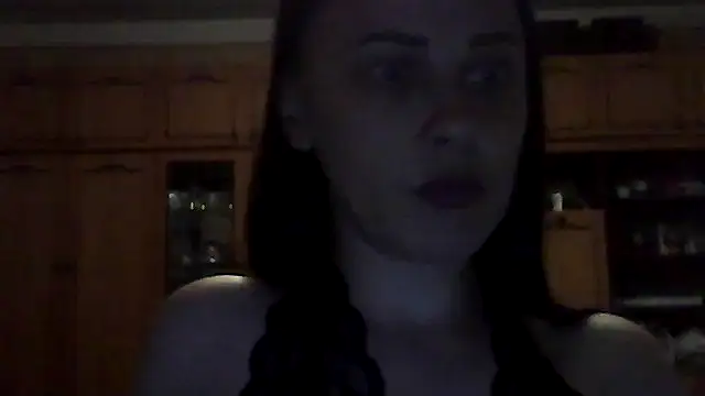 Snapshot of AsyjaLoew chatting on 26, 5, 2026 AsyjaLoew online show from 26, 5, 2026