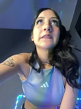 Snapshot of Naaria_ chatting on 7, 7, 2026 Naaria online show from 7, 7, 2026