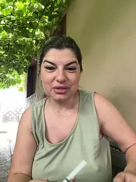 Snapshot of evaxxxcurvyxxx chatting on 22, 6, 2026 evaxxxcurvyxxx online show from 22, 6, 2026