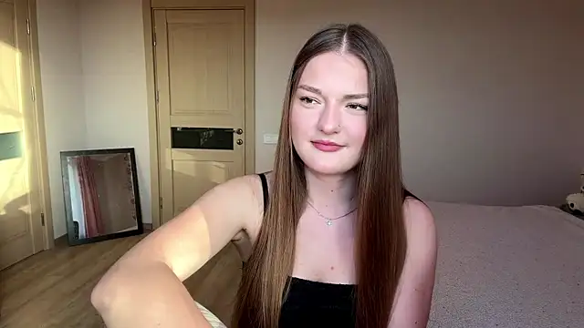 Snapshot of lizzzanatooo chatting on 28, 5, 2026 lizzzanatooo online show from 28, 5, 2026