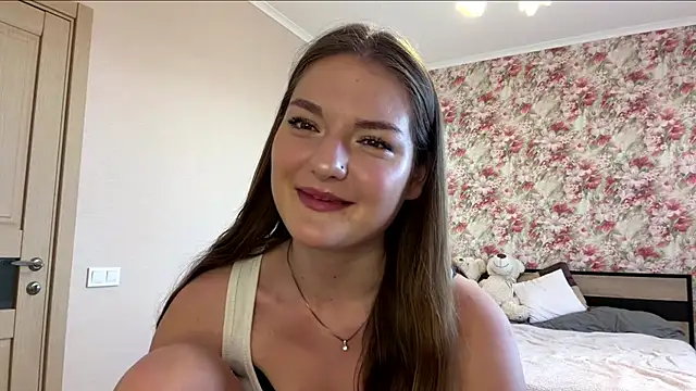 Snapshot of lizzzanatooo chatting on 16, 6, 2026 lizzzanatooo online show from 16, 6, 2026