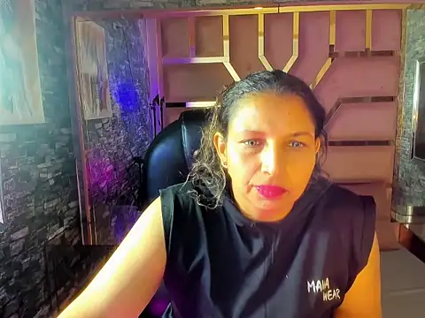 Danna Sg online show from 3, 6, 2026