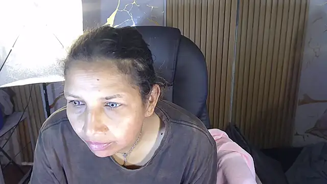 Danna Sg online show from 15, 7, 2026