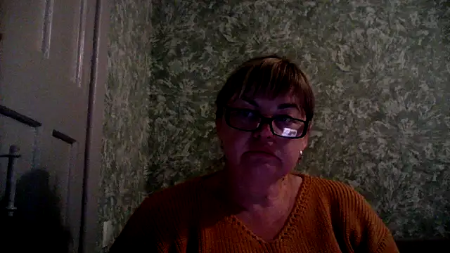 Snapshot of Empress211 chatting on 1, 6, 2026 Empress211 online show from 1, 6, 2026