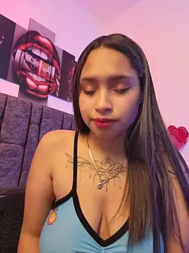 Snapshot of Evangeline_Salas chatting on 27, 7, 2026 Evangeline Salas online show from 27, 7, 2026