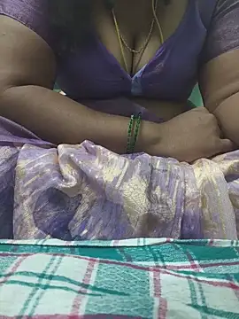 Snapshot of Tamil-kaviya98 chatting on 15, 6, 2026 Tamil-kaviya98 online show from 15, 6, 2026