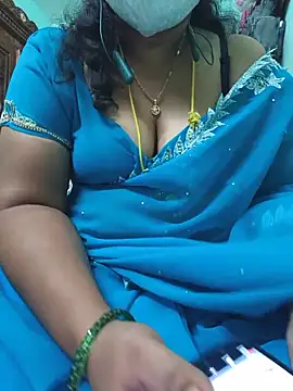 Snapshot of Tamil-kaviya98 chatting on 19, 6, 2026 Tamil-kaviya98 online show from 19, 6, 2026