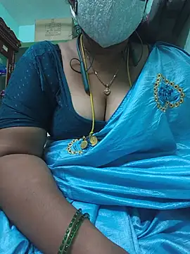 Snapshot of Tamil-kaviya98 chatting on 23, 6, 2026 Tamil-kaviya98 online show from 23, 6, 2026