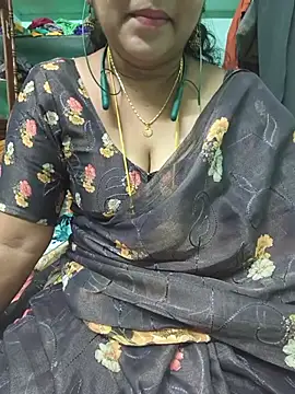 Snapshot of Tamil-kaviya98 chatting on 27, 6, 2026 Tamil-kaviya98 online show from 27, 6, 2026