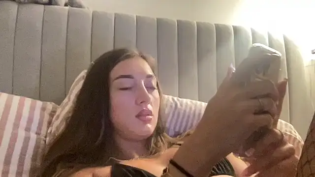 Snapshot of Stripper_SofiaX chatting on 3, 6, 2026 Stripper SofiaX online show from 3, 6, 2026