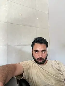VBRAWN01 online show from 14, 7, 2026