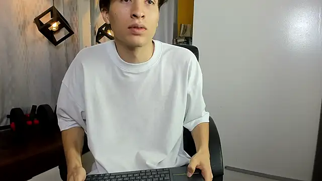 Snapshot of Marcoviolet chatting on 27, 6, 2026 Marcoviolet online show from 27, 6, 2026