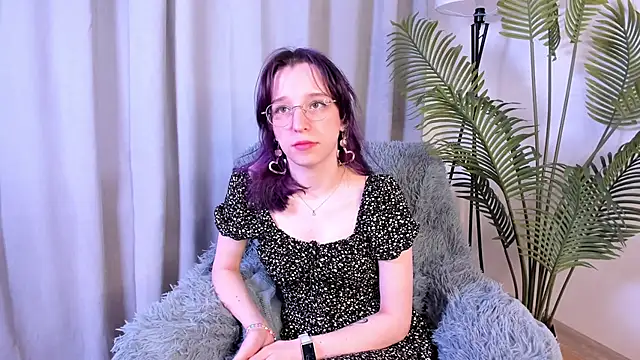 SierraDeliso online show from 2, 6, 2026