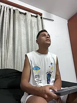 Luxury Guy online show from 2, 6, 2026