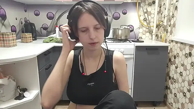 Saranade online show from 10, 7, 2026