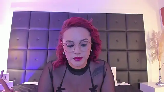 Snapshot of samantha_rouge chatting on 2, 7, 2026 samantha rouge online show from 2, 7, 2026