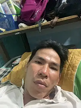 Snapshot of lanh1981 chatting on 29, 5, 2026 lanh1981 online show from 29, 5, 2026