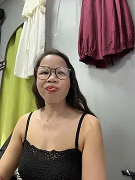 honghong mother online show from 28, 6, 2026