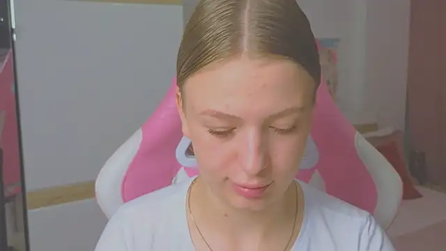 BeatriceLoven online show from 24, 6, 2026