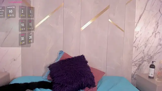 ChloeBelle  online show from 22, 6, 2026