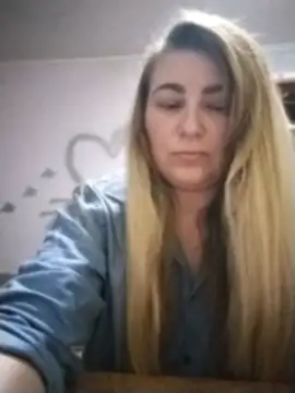 Snapshot of AngelWhite008 chatting on 25, 6, 2026 AngelWhite008 online show from 25, 6, 2026