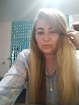 Snapshot of AngelWhite008 chatting on 14, 7, 2026 AngelWhite008 online show from 14, 7, 2026