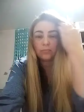 Snapshot of AngelWhite008 chatting on 21, 7, 2026 AngelWhite008 online show from 21, 7, 2026