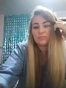 Snapshot of AngelWhite008 chatting on 1, 8, 2026 AngelWhite008 online show from 1, 8, 2026