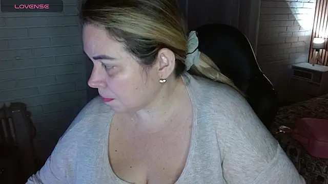 Snapshot of Bella_Savati_1 chatting on 31, 5, 2026 Bella Savati 1 online show from 31, 5, 2026