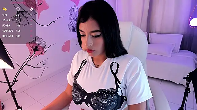 Snapshot of brunette_noova chatting on 6, 6, 2026 brunette noova online show from 6, 6, 2026