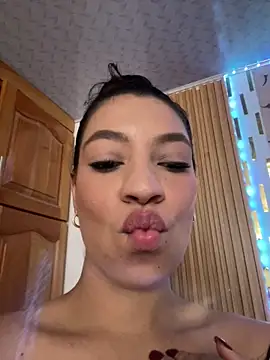 Snapshot of rubyfranco chatting on 8, 6, 2026 rubyfranco online show from 8, 6, 2026