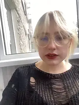 Snapshot of xp_blondie chatting on 3, 6, 2026 xp blondie online show from 3, 6, 2026