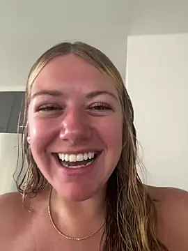 Snapshot of allyanalangell chatting on 19, 7, 2026 allyanalangell online show from 19, 7, 2026