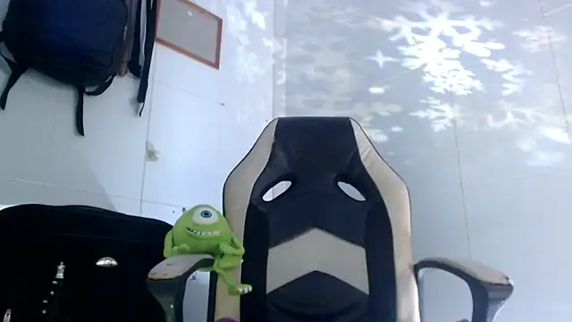 Snapshot of Brendt_Hotx chatting on 8, 7, 2026 Brendt Hotx online show from 8, 7, 2026