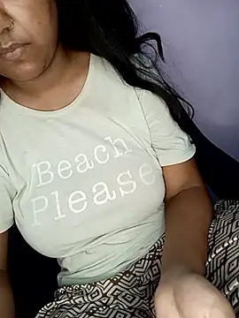 Snapshot of MissRiyaLive chatting on 12, 6, 2026 MissRiyaLive online show from 12, 6, 2026